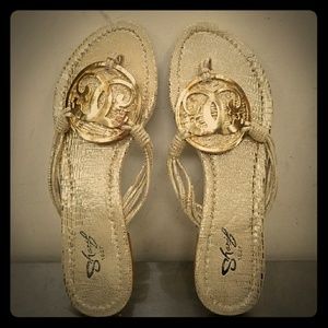 Gold summer sandals 6.5